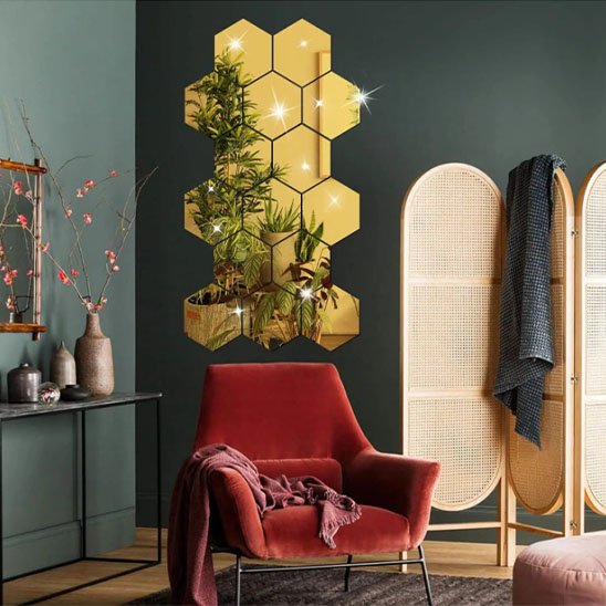 Miroir autocollant doré fauteuil rouge