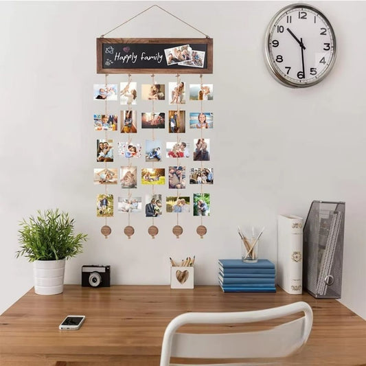 Cadre photo bois pêle-mêle bureau horloge chaise