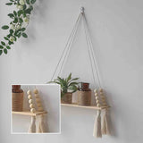 étagère en bois Macramé perles détail